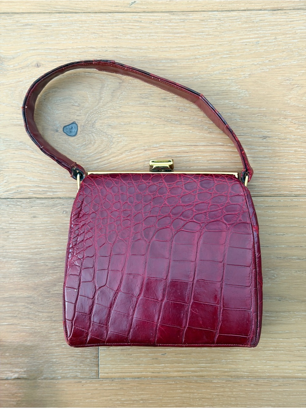 VTG Mid-Century Bellestone Burgundy Genuine Crocodile Alligator Top Handle Bag